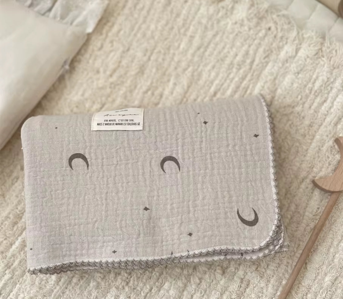 Moon Swaddle